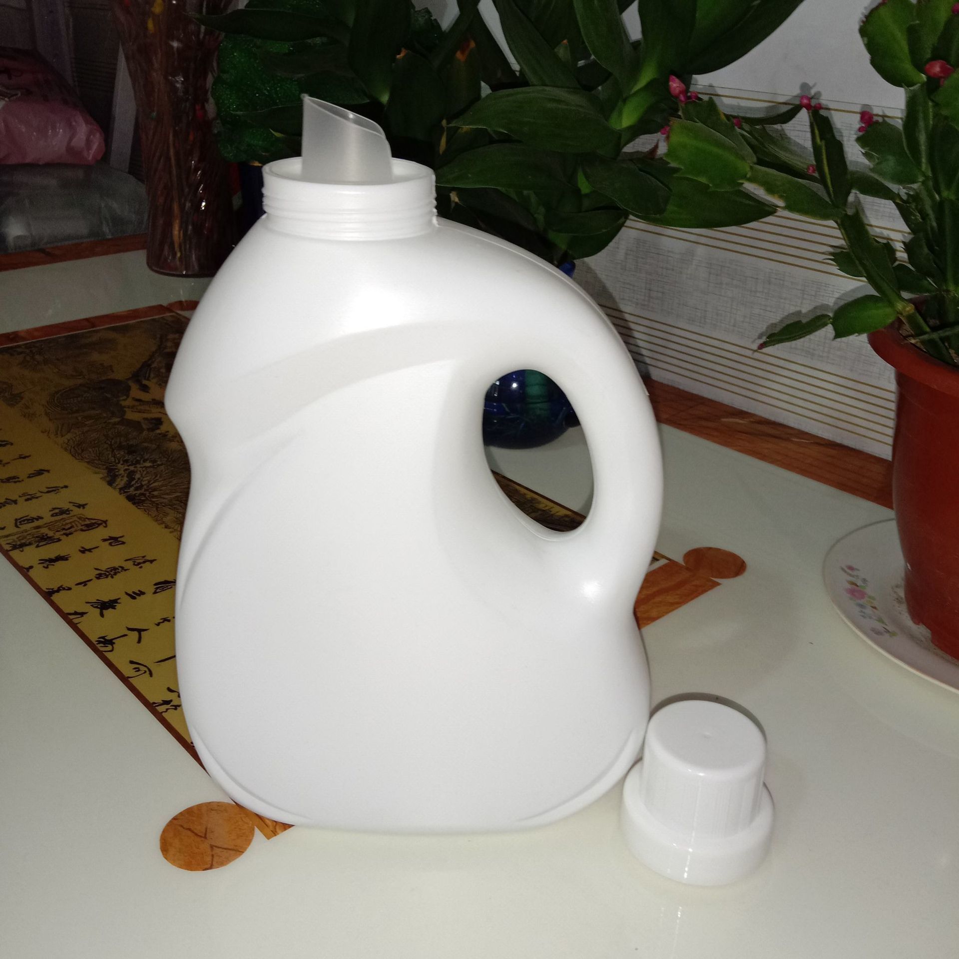 洗衣液塑料壶   洗衣液瓶   定制2公斤洗衣液瓶桶   3L洗衣液瓶